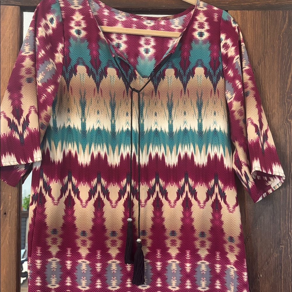 Multicolor Patterned Tunic Top - Picture 4 of 4